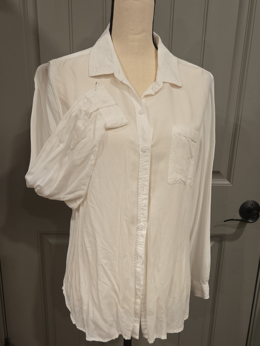 beachlunchlounge White Long Sleeved  Top